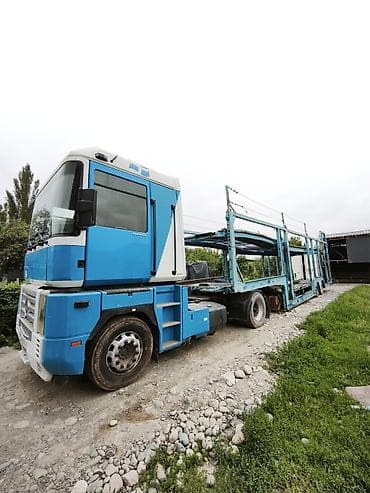 Тягач, Renault, 2004 г., Сar carrier trailer at lalafo.kg Тягач, Renault, 2004 г., Сar carrier trailer