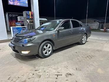 650: Toyota Camry: 2002 г., 2.4 л, Механика, Бензин, Седан — 1
