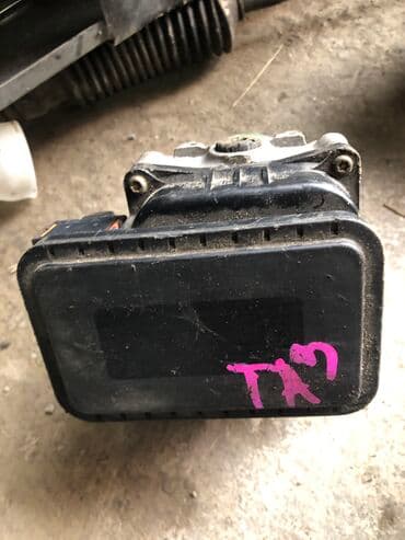 еда на дом: Toyota 2003 г., Б/у, Оригинал, Япония — 3