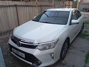 Toyota Camry: 2017 г., 3.5 л, Автомат, Бензин, Седан