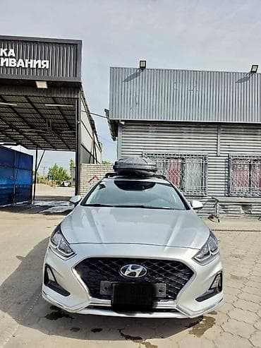рассмотрим все варианты: Hyundai Sonata: 2020 г., 2 л, Автомат, Газ, Седан — 1