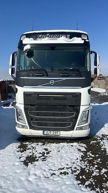 es 200: Тягач, Volvo, Без прицепа — 2