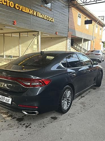 Hyundai Grandeur: 2018 г., 3 л, Автомат, Газ — 4