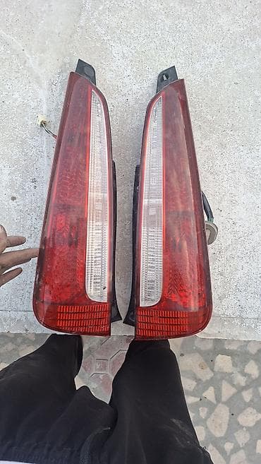 toyota mark 1: Комплект стоп-сигналов Toyota 2005 г., Б/у, Оригинал, Япония — 1