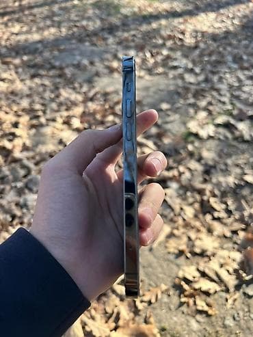 techno pova 5: IPhone 12 Pro, Графит — 4