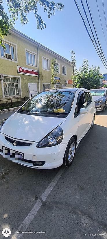 small car: Honda Fit: 2002 г., Вариатор, Бензин, Хэтчбэк — 2