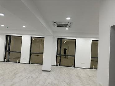 real sight: Аренда офисов, 131 м², В бизнес центре, 1 линия — 3