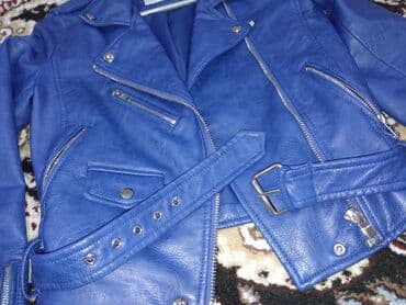 Айымдардын кийими: Кожаный куртка оригинал Bershka 42-44размер Новый Купила за 5500 Отдам — 4