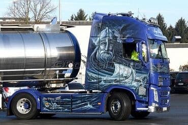 дом на обмен: Наклейка для грузовых авто любой сложности — 17