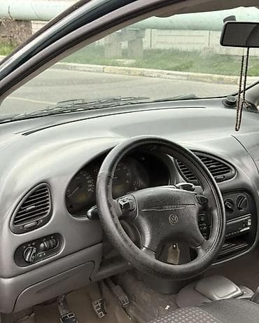волсваген шаран: Volkswagen Sharan: 1996 г., 2 л, Механика, Бензин, Минивэн — 5