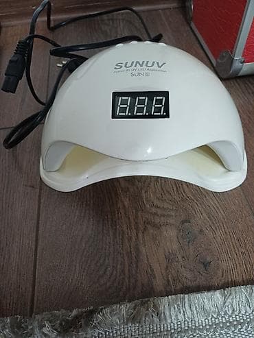 Набор для маникюра/дизайна ногтей Состав: - UV/LED лампа SUNUV SUN5 с