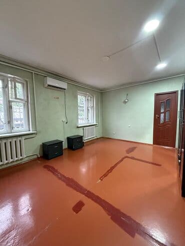 дом село ананьево: 200 м², 7 комнат, Парковка — 18