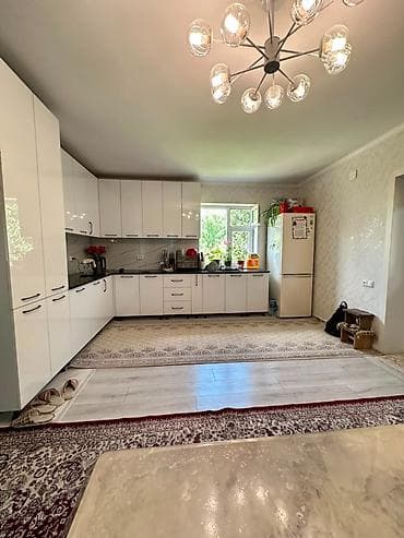 Дома: Продается дом 130м2 (саманный) с участком 5,7 соток (размер 21*28) в — 9