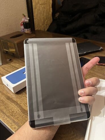 айпад 5 поколения: Планшет, Apple, память 16 ГБ, 7" - 8", Wi-Fi, цвет - Серый — 5