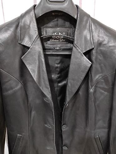 кожаные куртки женские: Пиджак кожаный женский.Почти новый.Черного цвета. Размер 48-50 — 2