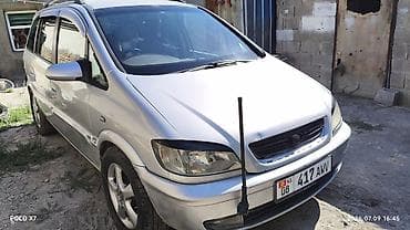 tesla y: Subaru Traviq: 2003 г., 2.2 л, Автомат, Бензин, Минивэн — 2