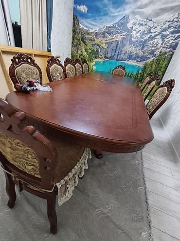 small table: Большой обеденный комплект в классическом стиле. - Стол овальной — 1