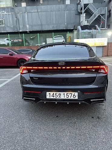 бизнем: Kia K5: 2020 г., Седан — 4