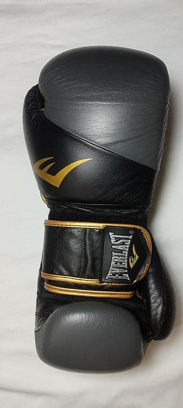 Everlast Ex Boxing Gloves 10oz Особенности: - Бренд: Everlast (логотип