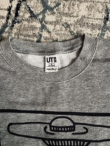 кен булун: Свитшот Uniqlo UT x Keith Haring

- Цвет: серый — 2