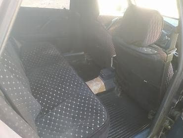 volkswagen 3: Volkswagen Passat: 1993 г., 1.8 л, Механика, Газ, Седан — 7