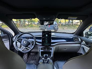 qin plus: BYD Qin: 2022 г., Седан — 7