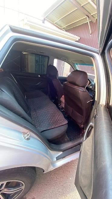 Продажа авто: Volkswagen Golf GTI: 1999 г., 1.4 л, Механика, Бензин, Хэтчбэк — 8