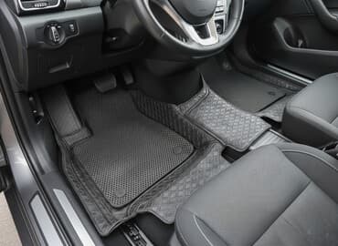 купить кожаные сиденья для авто бу: 5D Резиновые Полики Для салона Toyota, цвет - Черный, Новый — 1