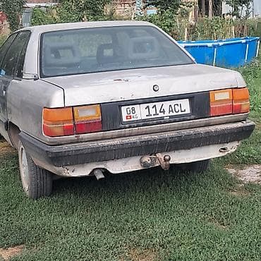 1980: Audi 100: 1989 г., 1.8 л, Механика, Бензин, Седан — 3