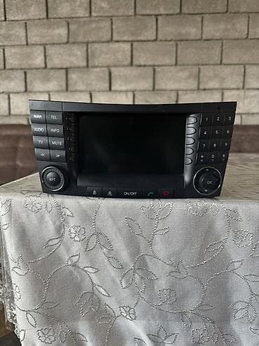 Штатная мультимедийная система Mercedes-Benz COMAND 211 - at lalafo.kg Штатная мультимедийная система Mercedes-Benz COMAND 211 -