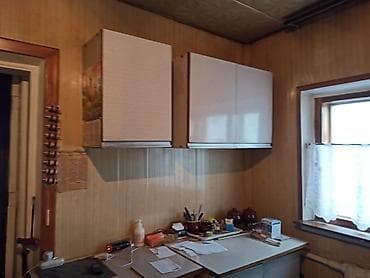 2 8: Продаю срочно пол. дома общая квадратура дома 75м кв. количество — 4
