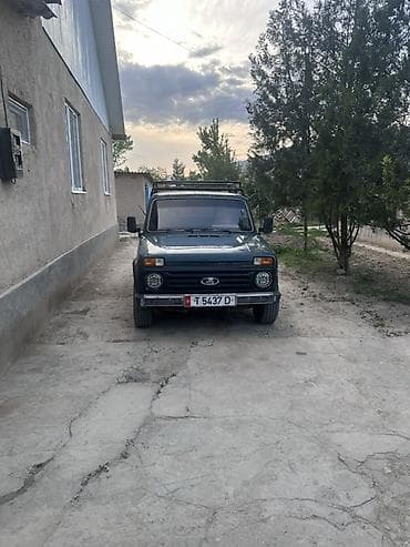 ВАЗ (ЛАДА) 4x4 Нива: 1998 г., 1.7 л, Механика, Бензин, Внедорожник