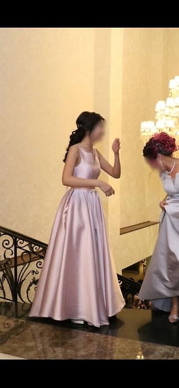 Вечернее платье в пол, нежно‑розовый оттенок, идеально для выпускного — 3