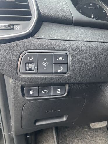 карейские авто: Hyundai Grandeur: 2019 г., 2.4 л, Автомат, Бензин, Седан — 4