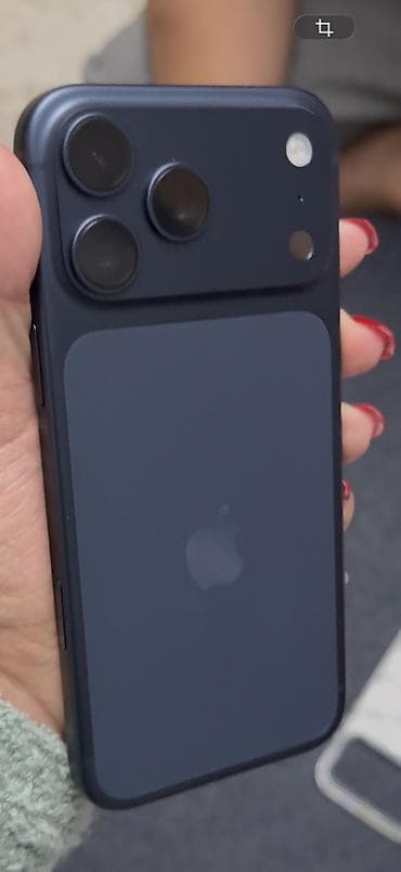 mini 4 pro: IPhone 17 Pro Max, Б/у, 256 ГБ, Blue Titanium, Зарядное устройство, Защитное стекло, Кабель, 98 % — 1