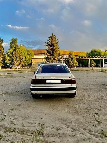 Audi: Audi 100: 1991 г., 2 л, Механика, Бензин, Седан — 4