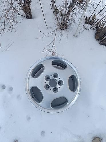 r17 w211: Литые Диски R 17 Mercedes-Benz, 1 шт, отверстий - 5, Б/у — 2