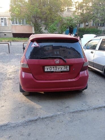 спортивные машыны: Honda Fit: 2003 г., Автомат, Хэтчбэк — 4