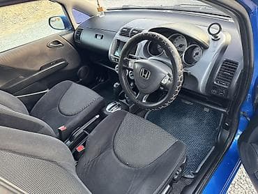 манитор фит: Honda Fit: 2003 г., 1.5 л, Вариатор, Бензин, Хэтчбэк — 5