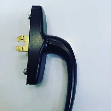 сетки для дверей: Дверная и оконная фурнитура, ручки, замки, навесы, замена замков — 6