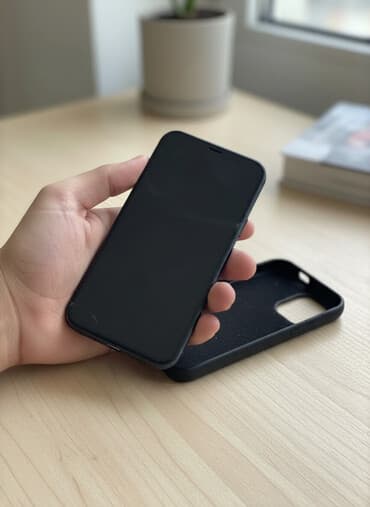 мониторы lg: IPhone 12 mini, Б/у, 128 ГБ, Черный, Чехол, 96 % — 1