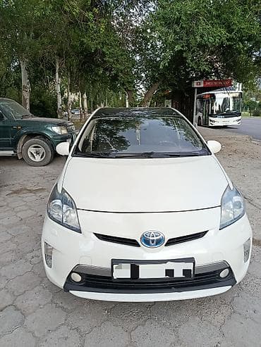 e2 byd: Toyota Prius: 2015 г., 1.8 л, Автомат, Гибрид, Хэтчбэк — 1