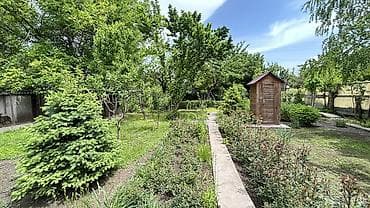 Үйлөрдү сатуу: Продается 4х комнатный дом на участке 8 сотках. Дом чистый, 1 санузел — 8