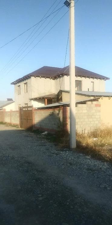 дом в ороке: 150 м², 7 комнат, Ак-Ордо 1 ж/м, Семейным — 1