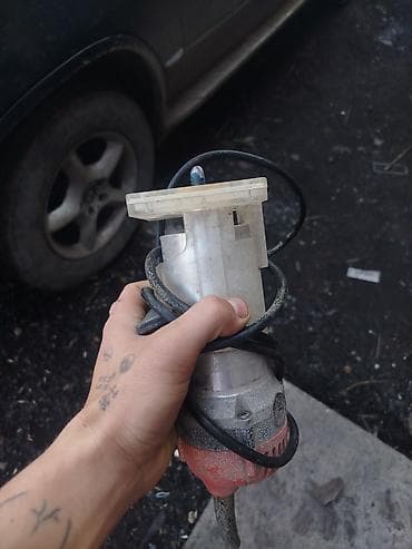 Контейнеры: Ручной кромочный/ламельный фрезер по дереву (пальчиковый триммер) — 1