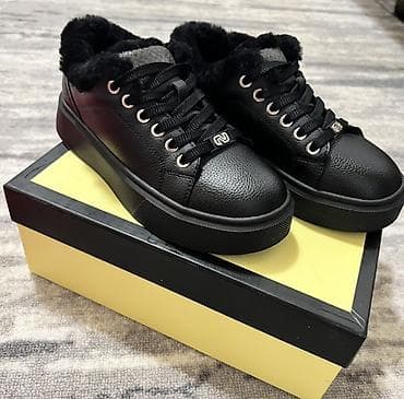 Кроссовки и спортивная обувь: Теплые женские кеды/кроссовки на платформе - Цвет: черный, матовая — 1