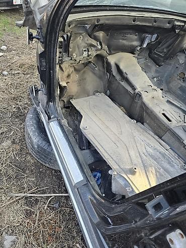 без усилителя: Стойка кузова Mercedes-Benz, Оригинал — 3