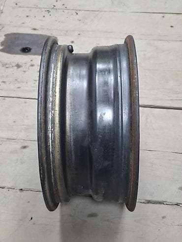 range over: Железные Диски R 14 Volkswagen, 1 шт, отверстий - 4, Б/у — 3