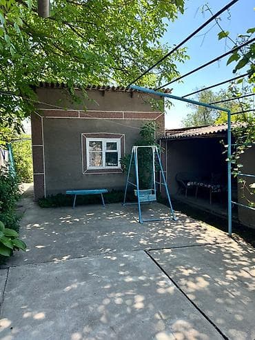 бассейин б у: Продаётся частный дом с ухоженным участком. - Дом одноэтажный — 3