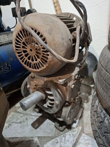 Электродвигатель, Трехфазные, Мощность: 2,2 кВт, Обороты: 1500 об/мин